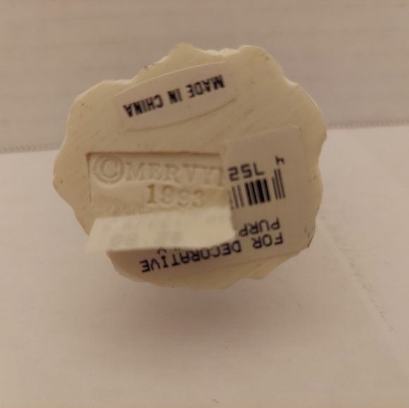 Mervyn's Village Square 1993 Boy Advertising Sandwich Board Figurine - Picture 7 of 7